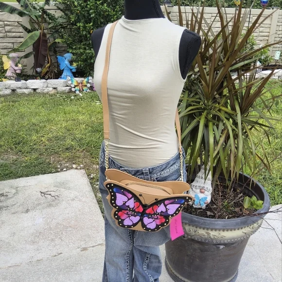 NWT BETSEY JOHNSON RAINBOW KITSCH BUTTERFLY CROSSBODY - Picture 4 of 5